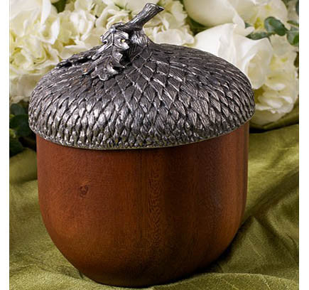 L01090 - Acorn Box