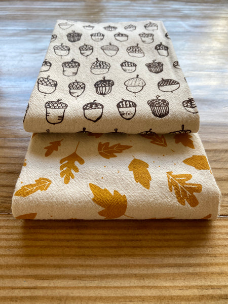 Acorns and Leaves Kitchen Towels