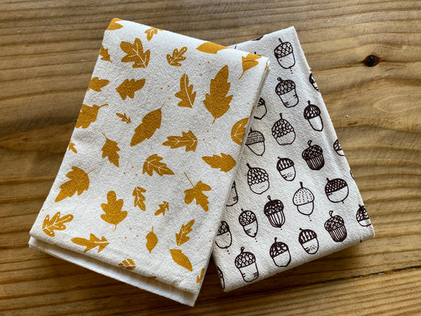 Acorns and Leaves Kitchen Towels