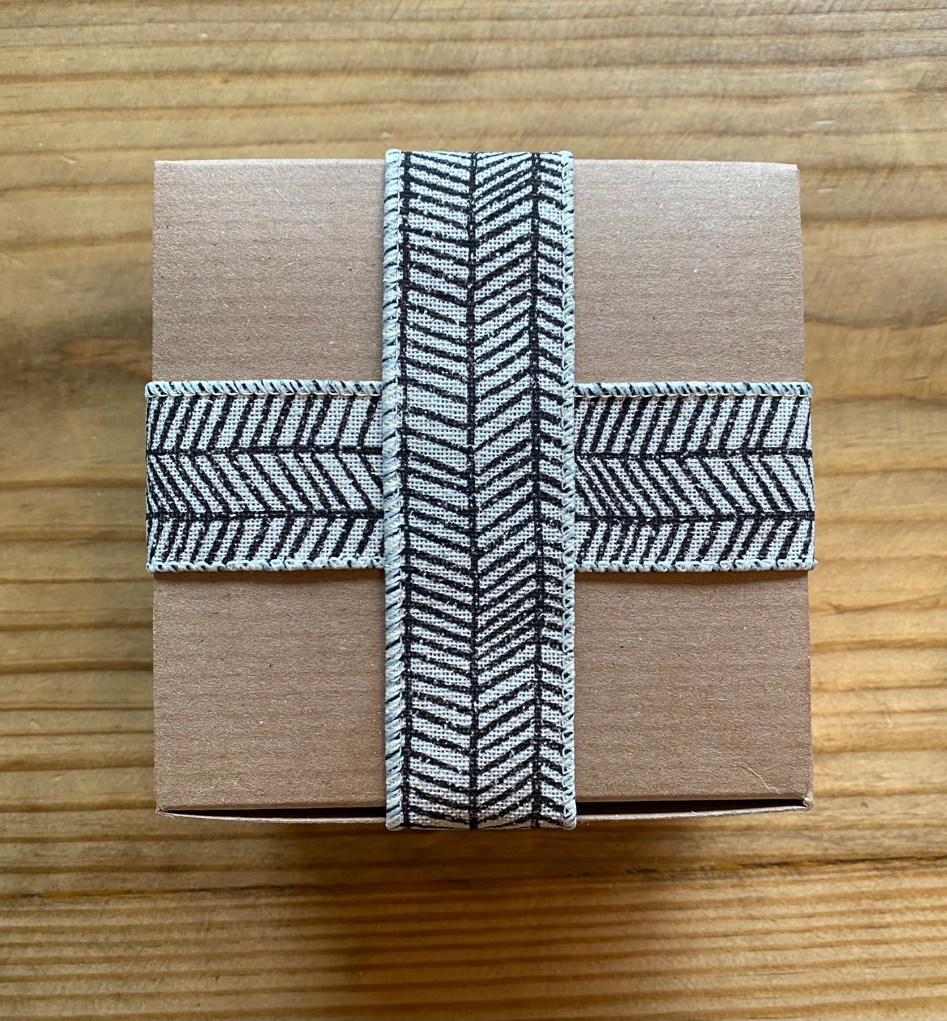 Dinosaurs and Star Gift Box